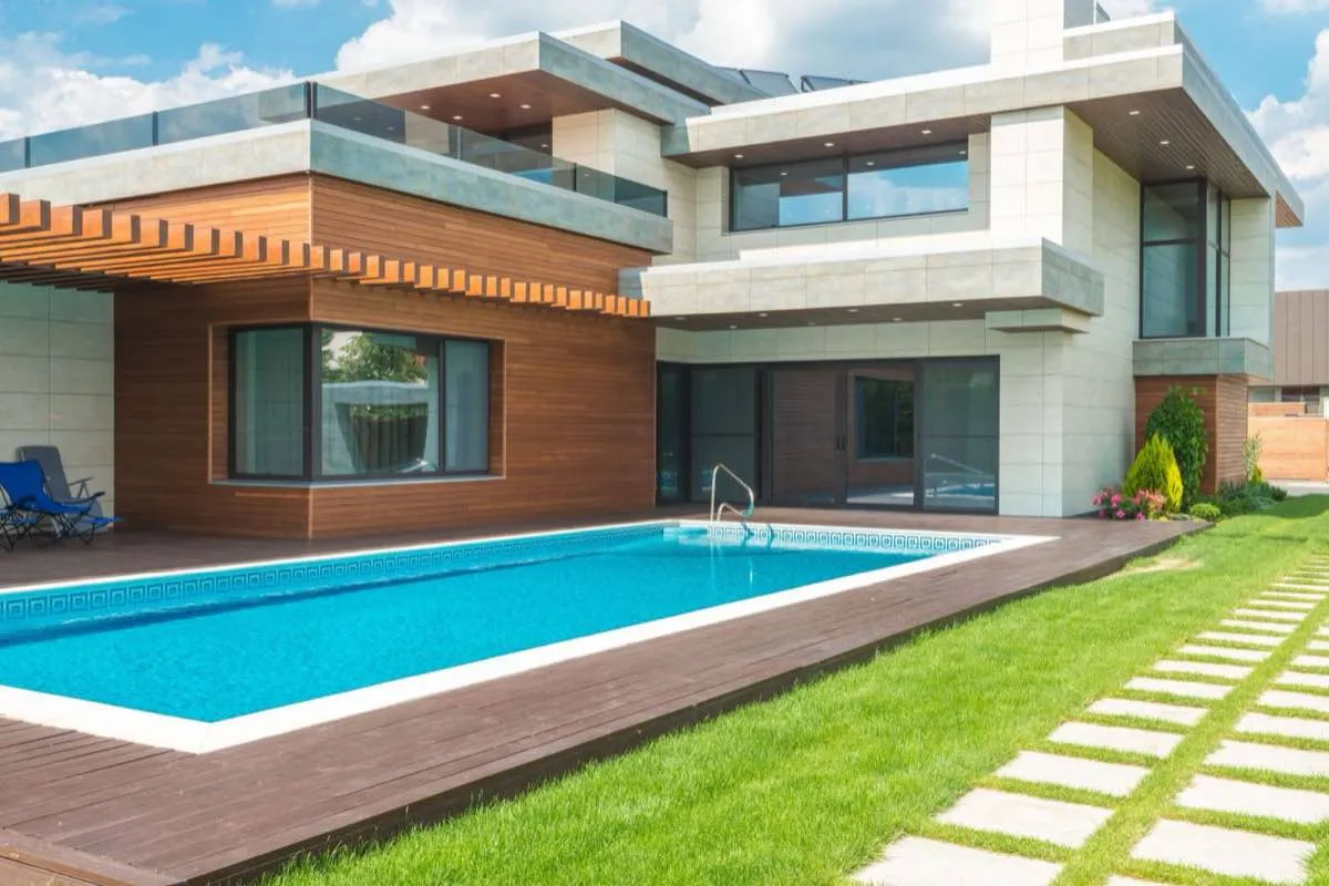 Weekly Pool Cleaning & Service in El Paso, TX