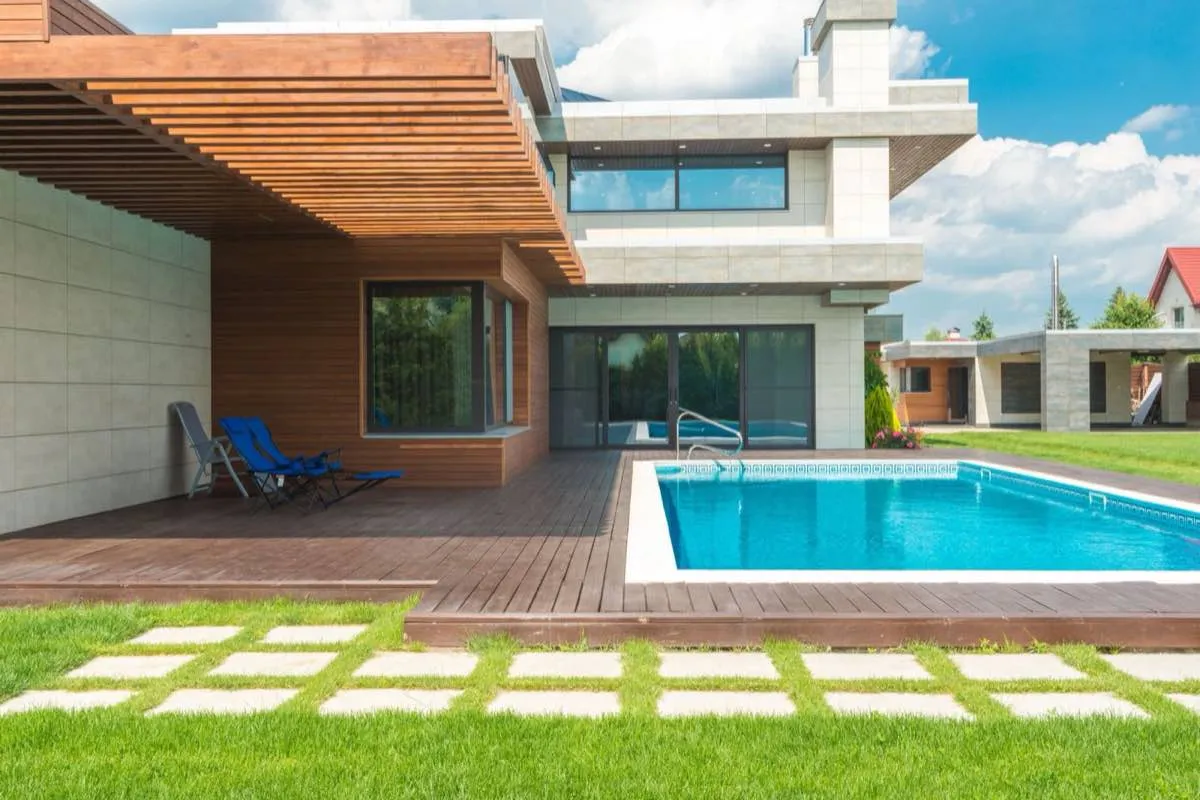 Pool Decks & Patios in El Paso, TX